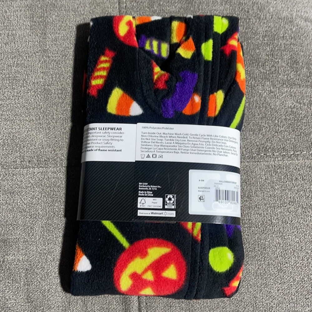 🎃🦇 Way to Celebrate Halloween One Piece Sleeper🦇🎃 - Picture 6 of 6